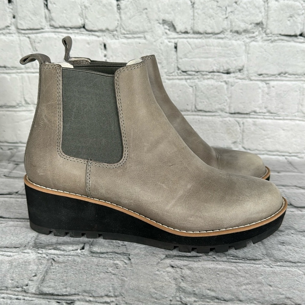 EILEEN FISHER Chelsea Wedge Boots Leather Suede Ankle Womens Size 6.5 Gray